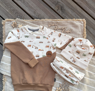 Kundenbeispiel - Sweater mit Mütze und Loop