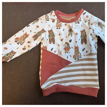 Kundenbeispiel - Sweater mit Waldtieren