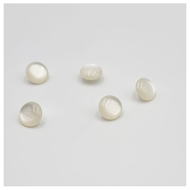 Polyesterknopf mit Öse weiß in verschiedenen Größen