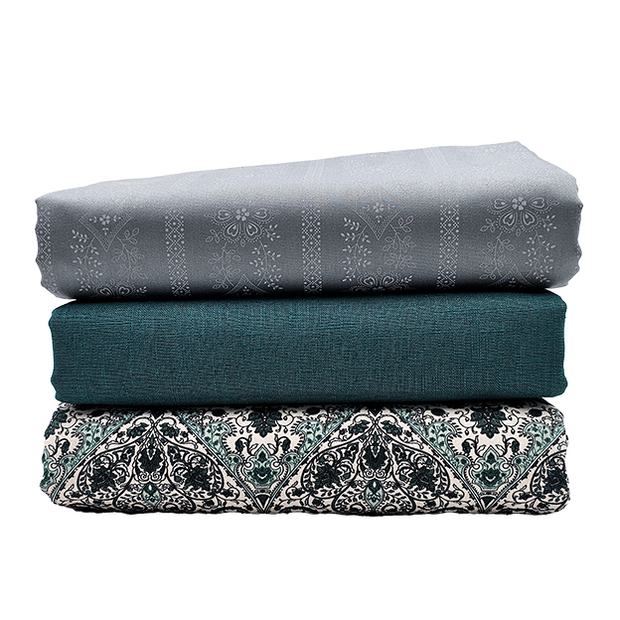 Kombi für ein Trachtenkleid in wasserblau mit Ornamenten