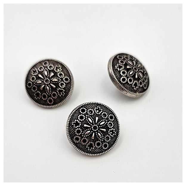 Metallknopf feines durchbrochenes Motiv mit Öse 18mm