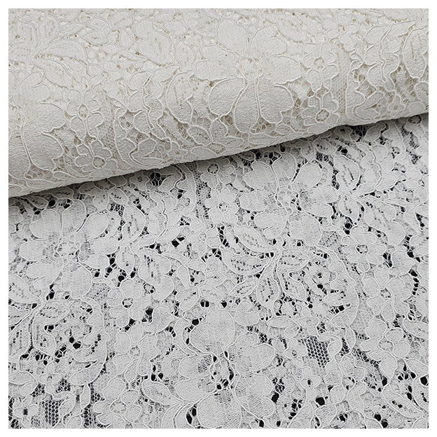 Spitze mit Bogenkante Blumen naturweiß