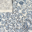 Baumwollsatin Paisley und Pflanzen blau