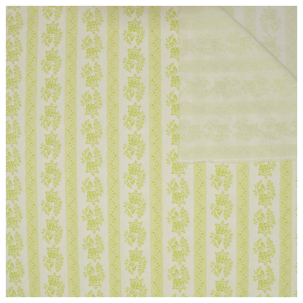 Baumwollstoff Blumen hellgrün/weiß