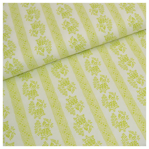 Baumwollstoff Blumen hellgrün/weiß